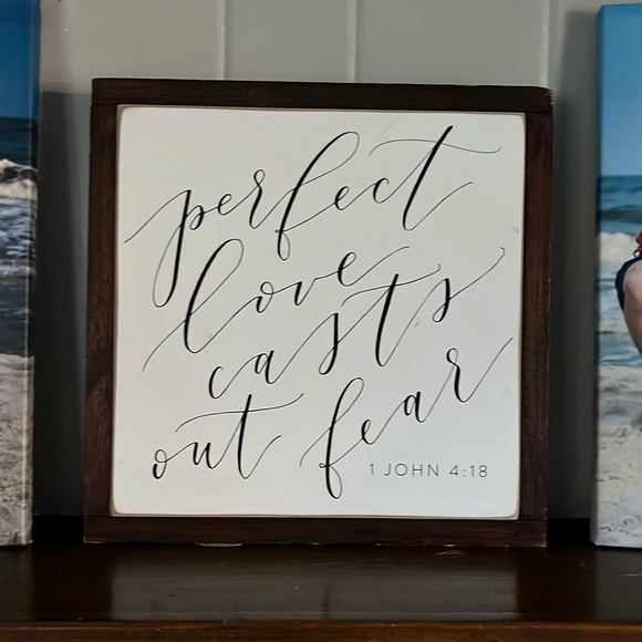 Wooden Home Decor Inspirational Christian - Picture 1 of 4